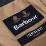 Lichtgewicht geoliede capuchon met contrasterende voering Barbour