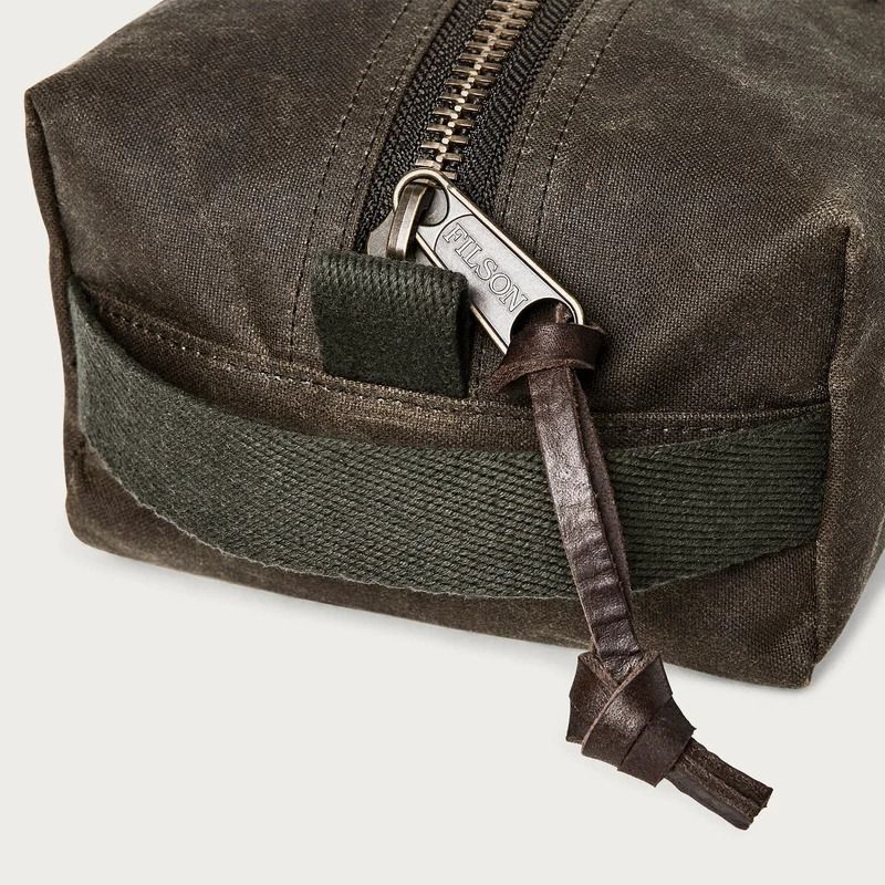 Trouse de toilette Tin Cloth Filson