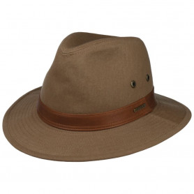 Chapeaux