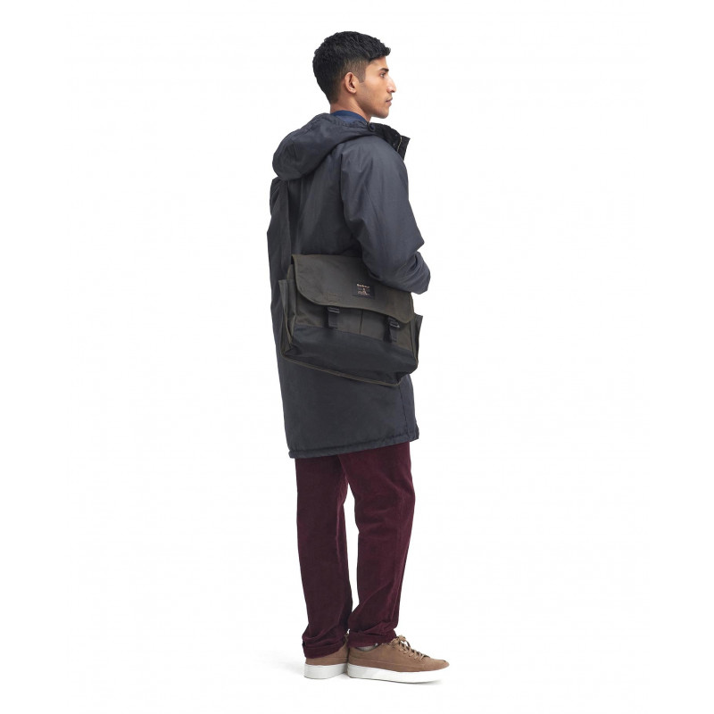 Sacoche huilée Field Barbour